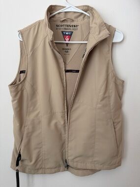 Scottevest Women's Travel Vest in Tan